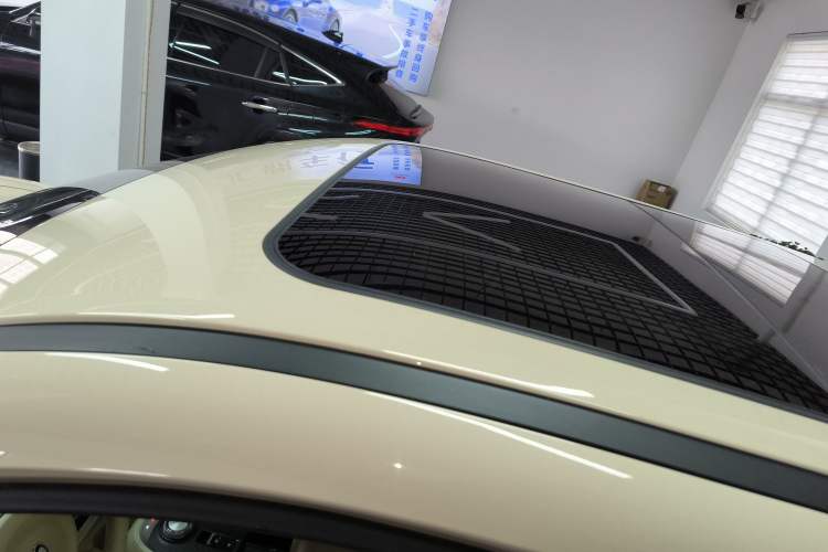 Used ORA Good Cat 2021 400km Standard Range Athena Edition Lithium-Ion Battery