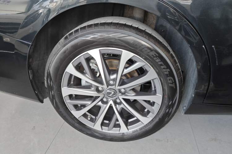 Used Lexus ES 2023 200 Excellence Edition