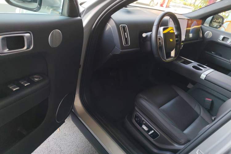 Used Li Auto L9 2022 Max model
