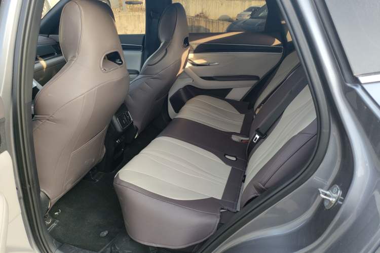 Used BYD Song PLUS New Energy 2025 EV 520km Luxury Version
