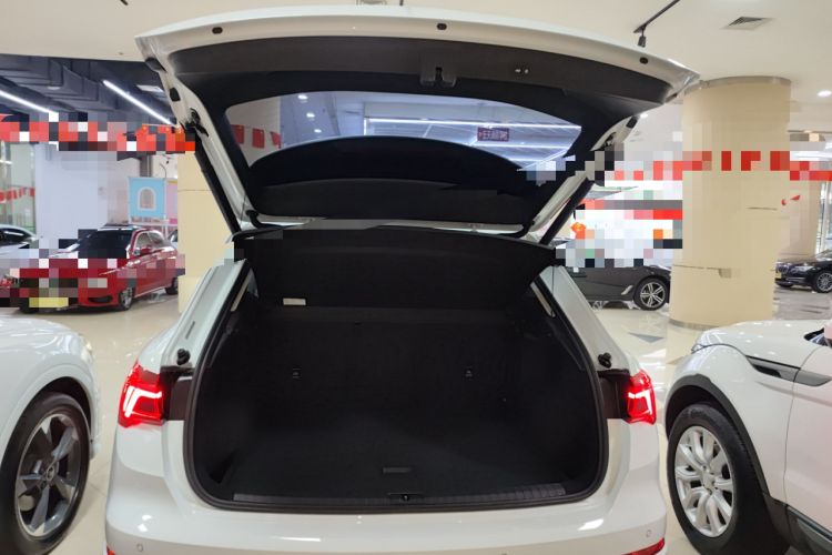 Used Audi Q3 2020 35 TFSI Fashion Dynamic Model
