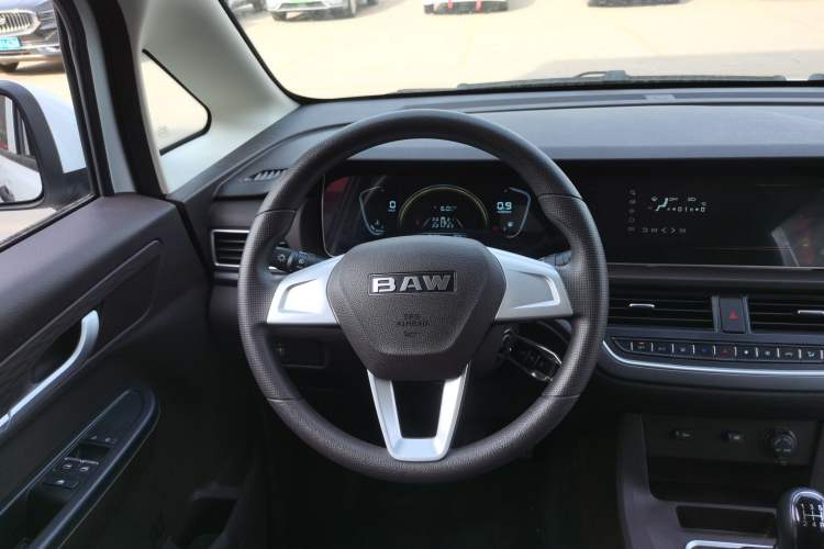 Used  Ruisheng Ace M7 2023 1.6L Standard Wheelbase Wealth Creation Model 5 Seats
