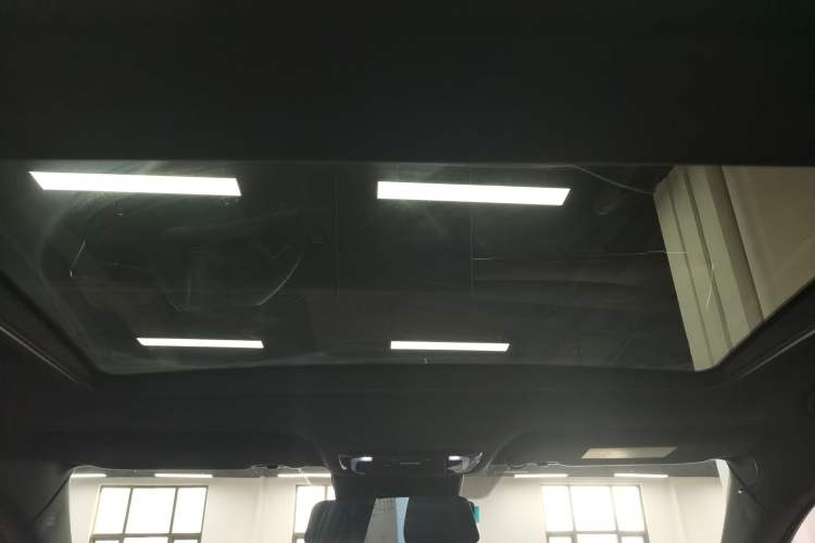 Used Toyota Avalon 2024 Dual-Engine 2.5L XLE Premium Edition
