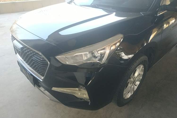 Used Haval M6 2017 1.5T Automatic Two-Wheel Drive Elite Model
