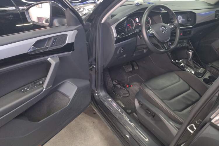 Used Volkswagen Tayron 2019 330TSI Two-Wheel Drive Luxury Model China VI Standard