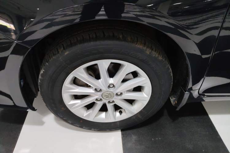 Used Toyota Camry 2016 2.0E 10th Anniversary Elite Edition