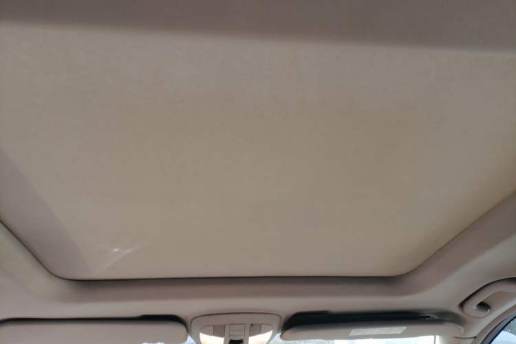 Used Mercedes-Benz R-Class 2011 R 300 L Luxury Model