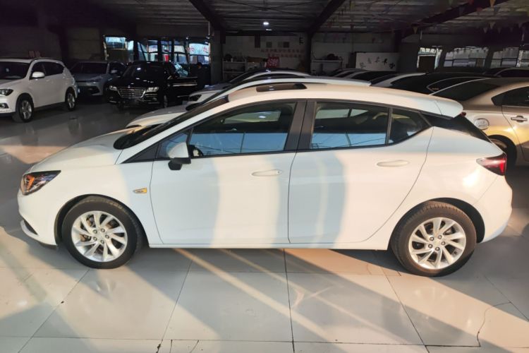 Used Buick Verano 2018 Hatchback 15S Automatic Ambition Model
