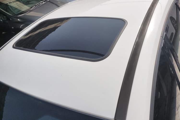 Used Ford Focus 2012 Sedan 1.6L Automatic Fashion Edition
