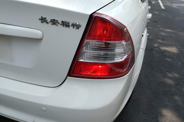 Used Ford Focus 2013 Sedan Classic 1.8L Automatic Fashion Edition
