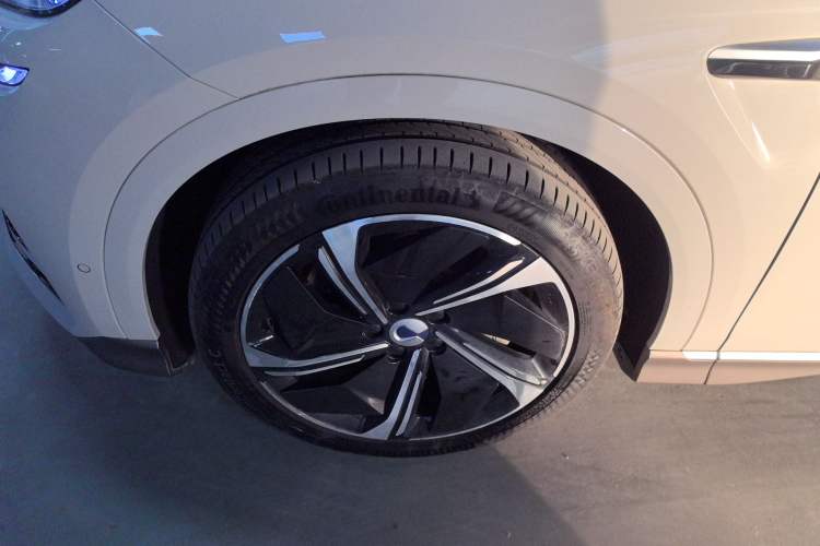 Used Denza N7 2023 Long-Range Performance Edition