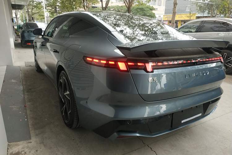 Used Lynk & Co Z10 2025 95 kWh 702 km All-Wheel Drive Intelligent Driving Ultra