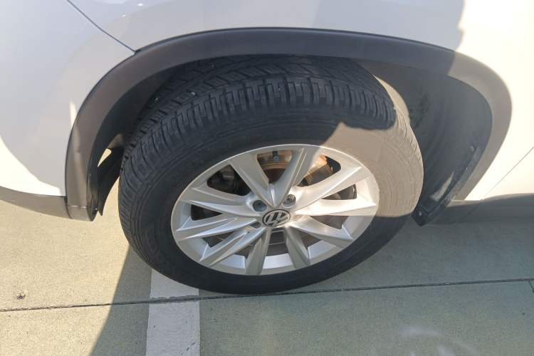 Used Volkswagen Tiguan 2015 1.8TSI Automatic Two-Wheel Drive Comfort Edition
