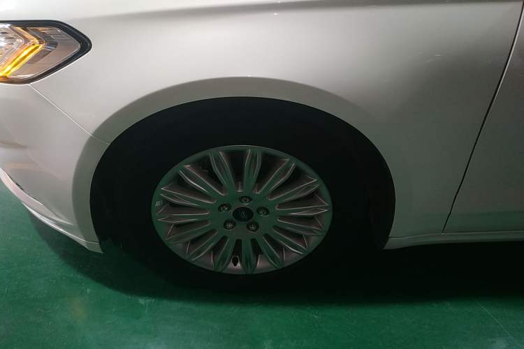 Used Ford Mondeo 2013 2.0L GTDi 200 Luxury Model