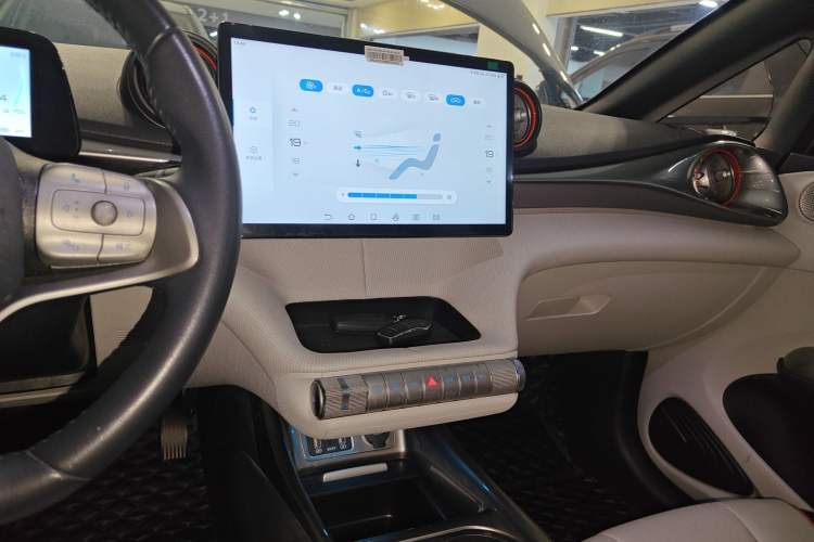 Used BYD Dolphin 2023 420 km Free Version
