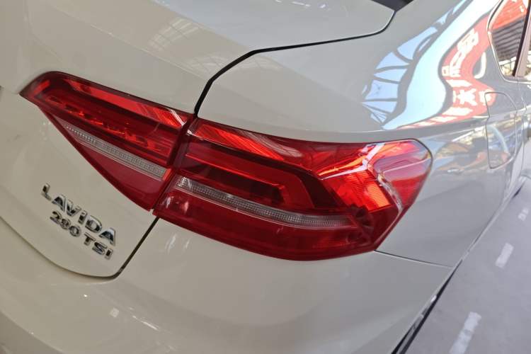 Used Volkswagen Lavida 2019 280TSI DSG Comfort Edition China VI standard
