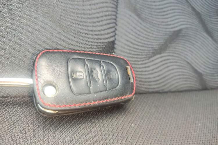 Used Kia K2 2015 Sedan 1.4L Automatic GLS
