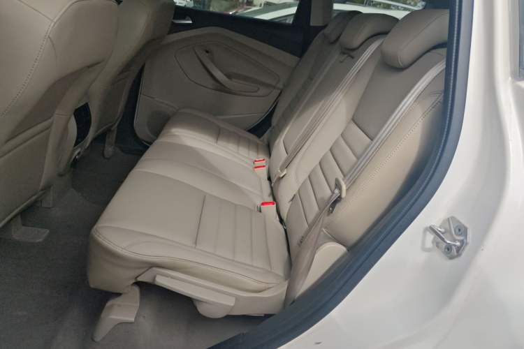 Used Ford Kuga 2013 2.0L GTDi Four-Wheel Drive Premium Model
