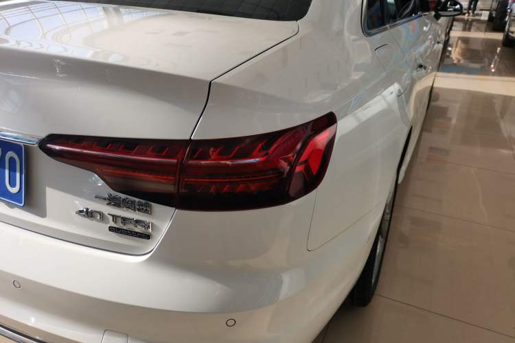 Used Audi A4L 2020 40 TFSI quattro Luxury Prestige Edition
