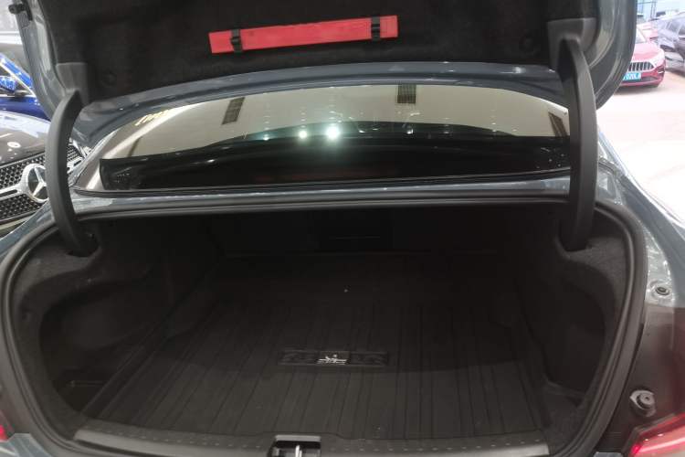 Used Volvo S60 2023 B4 Zhiyuan Luxury Edition
