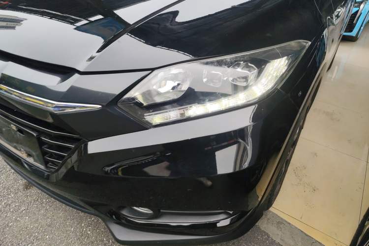 Used Honda Vezel 2015 1.8L CVT 2WD Luxury Model