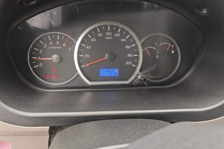 Used Wuling Hongguang 2013 1.5L Comfort Model
