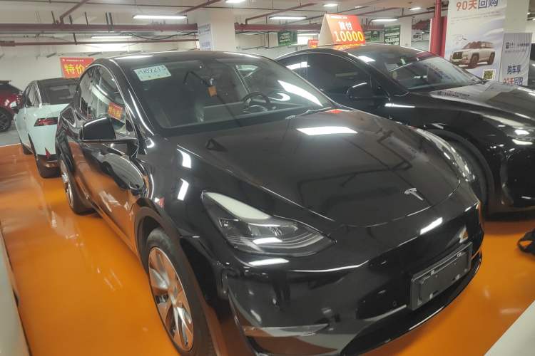 Used Tesla Model Y 2021 Standard Range Rear-Wheel Drive Version