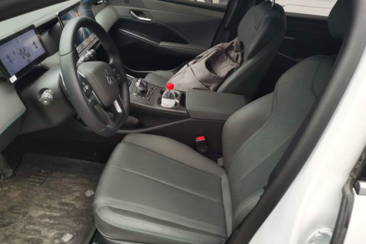 Used BYD Qin PLUS 2025 DM-i Smart Drive 120KM Superior Model
