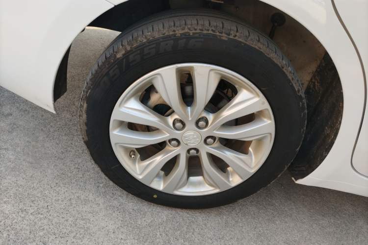 Used Buick GT 2019 15T Dual-Clutch Connected Elite Model China VI
