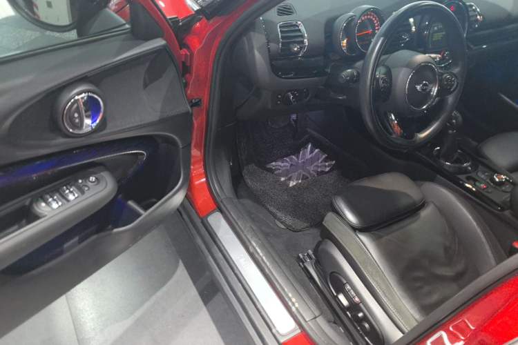 Used  Clubman 2016 Revised Version 1.5T COOPER Connoisseur Edition
