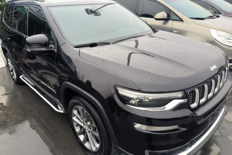 Used  Commander 2018 2.0T Four-Wheel Drive Prestige Edition China V
