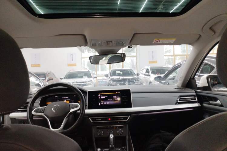 Used Volkswagen Lavida 2023 300TSI DSG Full-Comfort Edition
