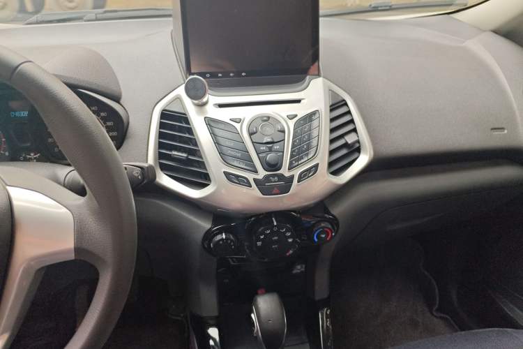 Used Ford EcoSport 2013 1.5L Automatic Fashion Model