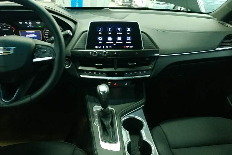 Used Cadillac CT4 2021 28T Luxury Version
