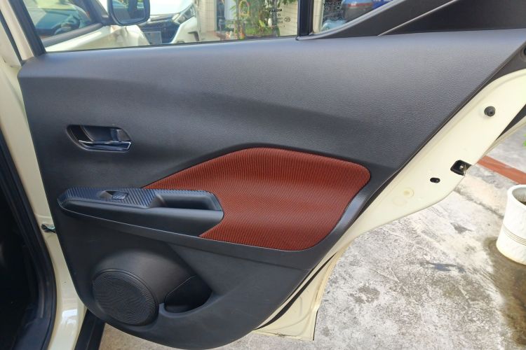 Used Nissan Kicks 2017 1.5L CVT Cool Enjoy Edition
