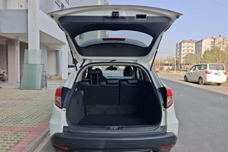 Used Honda Vezel 2017 1.5L CVT 2WD Comfort Model
