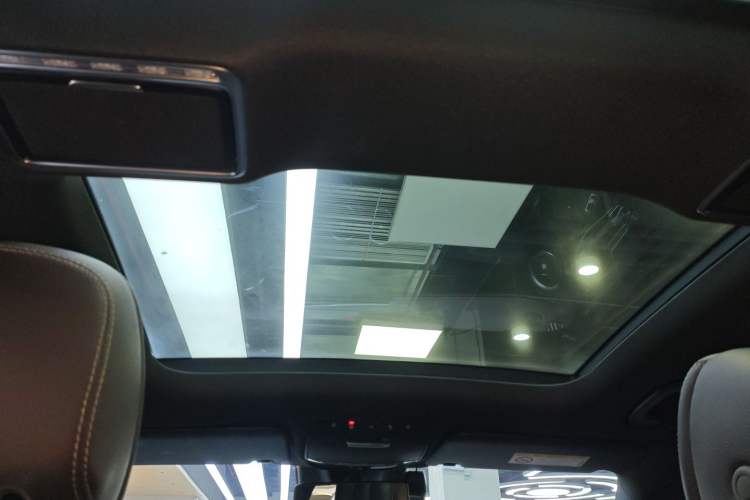 Used Mercedes-Benz GLC 2021 GLC 300 L 4MATIC Dynamic Model
