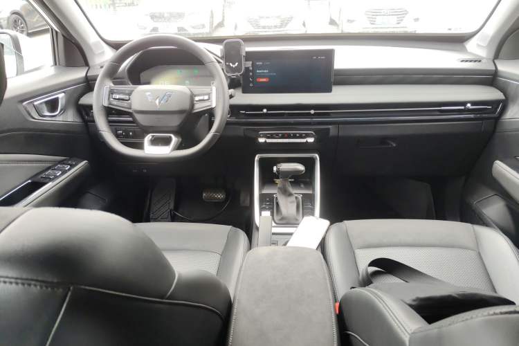 Used Wuling Alvez 2022 1.5L CVT Comfort Edition
