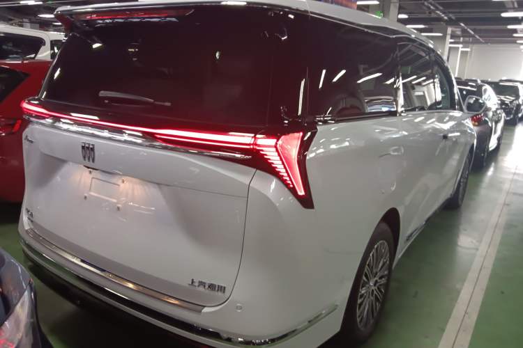 Used Buick GL8 New Energy 2024 Lu Zun Luxury Edition 6-Seater
