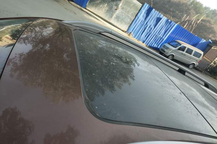 Used Roewe RX8 2018 30T Smart Connectivity All-Wheel Drive Supreme Edition
