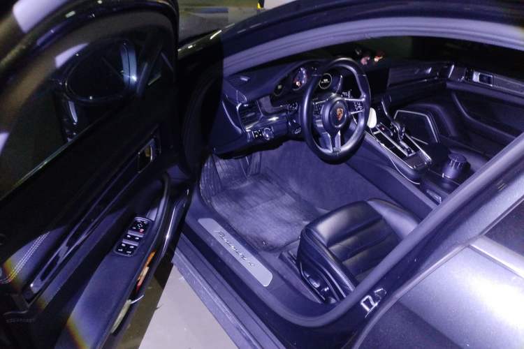 Used Porsche Panamera 2017 Panamera 4 Executive Long Wheelbase 3.0T