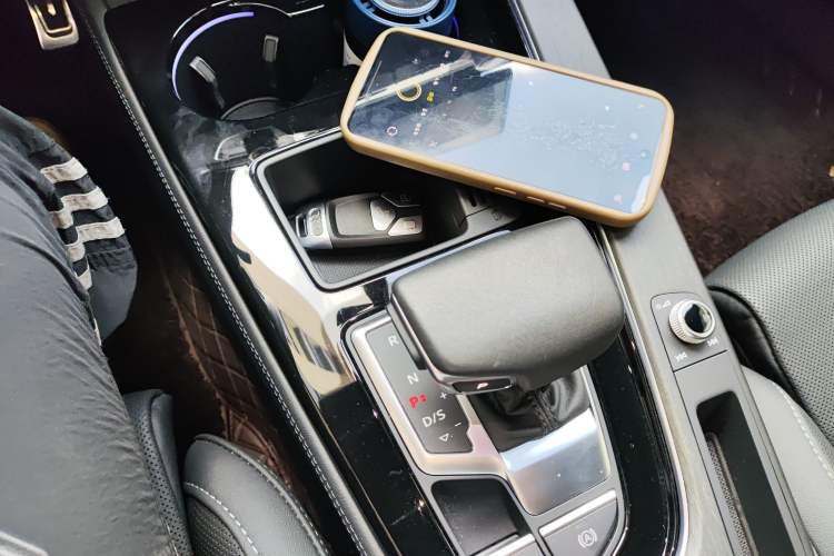 Used Audi A4L 2023 40 TFSI Luxury Dynamic Model
