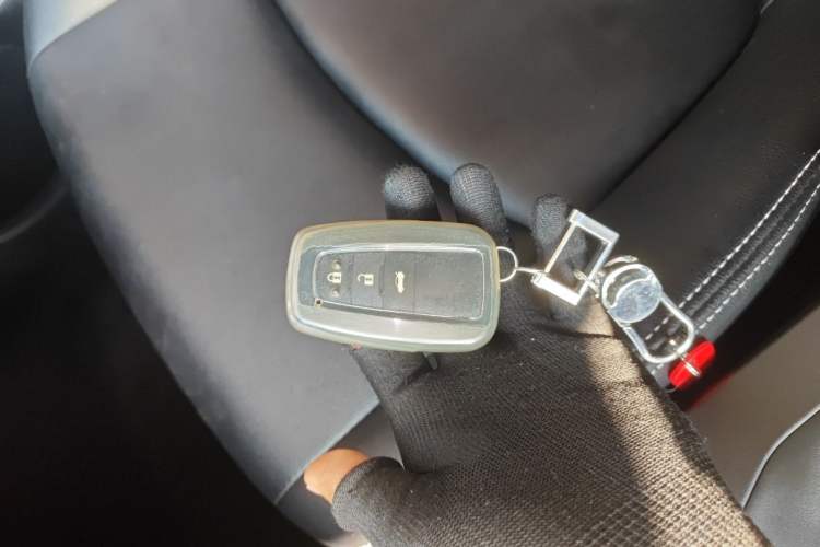 Used Toyota Corolla 2021 Dual-Motor 1.8L E-CVT Elite Edition
