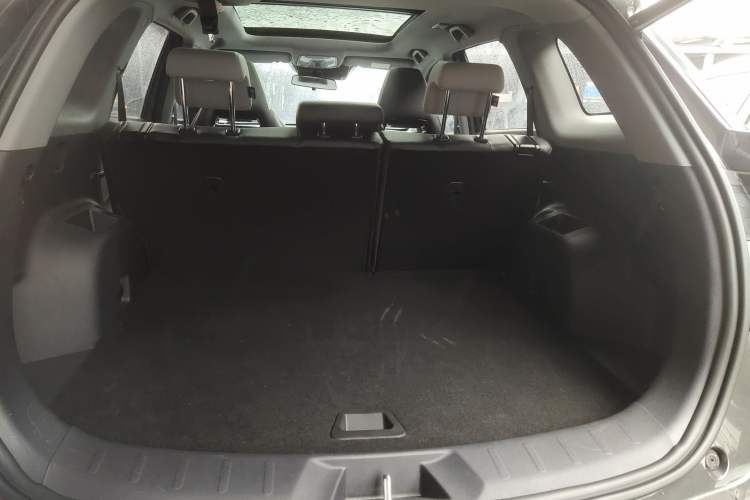 Used Changan CS75 PLUS 2024 3rd Generation Champion Edition 1.5T Intelligent Drive Dynamic Model
