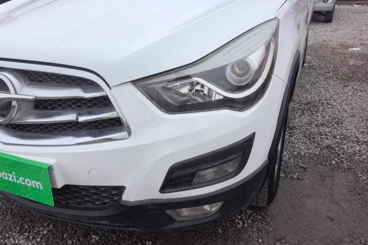 Used Haima S5 2015 1.6L Manual Luxury Model with Sunroof
