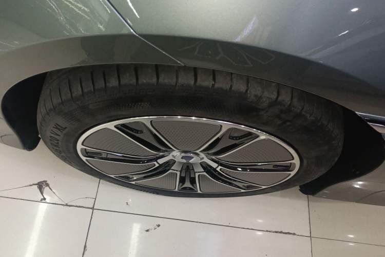 Used Denza Z9GT 2024 630 All-Wheel Drive Max Edition