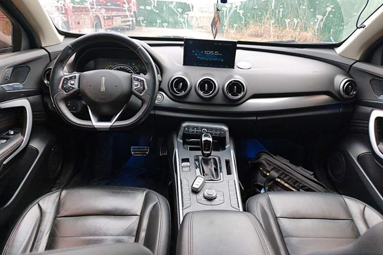 Used Wey VV7 2017 2.0T Ultra-Luxury Version
