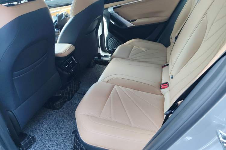 Used Geely Auto FX11 2023 1.5TD DCT Prestige Edition