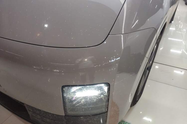 Used Li Auto MEGA 2024 Ultra Model