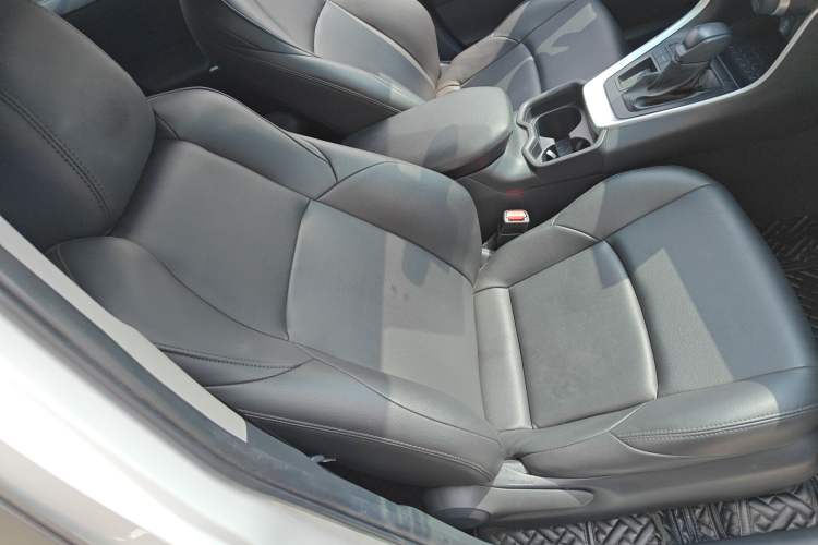 Used Toyota Wildlander 2020 2.0L CVT Two-Wheel Drive Leading Edition
